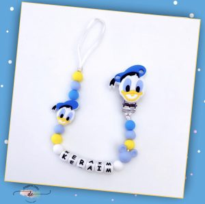 Attache tétine garçon 9