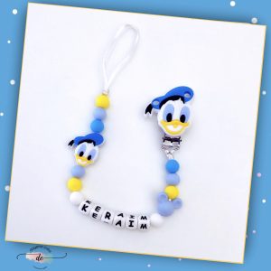 Attache tétine garçon 9