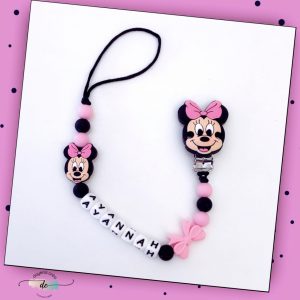 Attache tétine fille 16