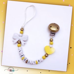 Attache tétine fille 5