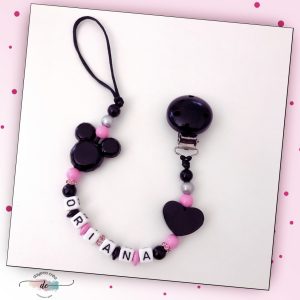 Attache tétine fille 4